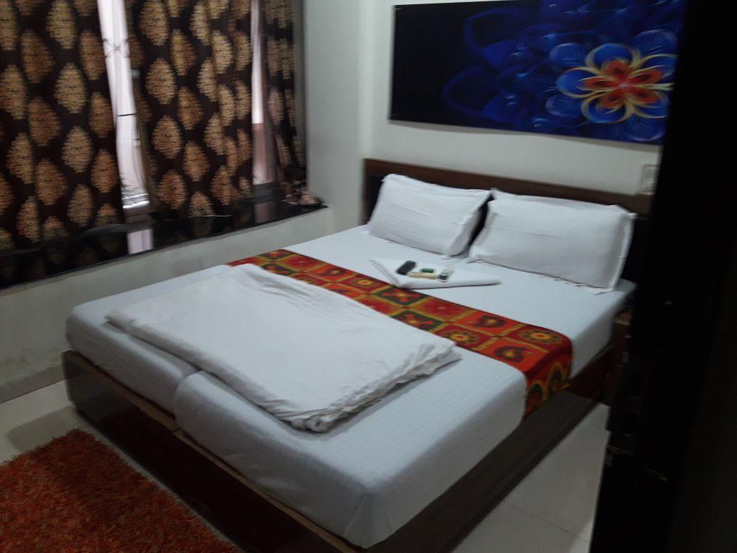 Akshara Residency Hotel Mumbai Bagian luar foto